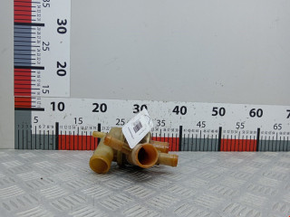 корпус термостата Land Rover Range Rover Sport 1 поколение 2006, 2.7 л., АКПП, внедорожник 5 дв., TVB500160