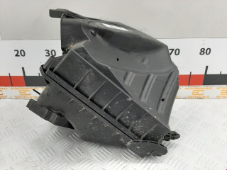 корпус воздушного фильтра Audi A4 B6 2003, 2.4 л., МКПП, кабриолет, 06C133837J