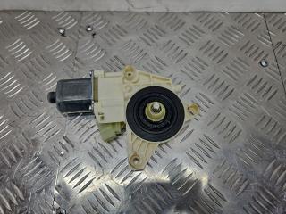 моторчик стеклоподъемника передний правый Mercedes-Benz C-Класс W204/S204 2009, 2.2 л., дизель, МКПП, универсал, A2048200242, 0130822502