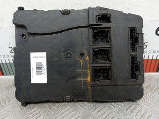 блок комфорта Renault Megane 2 поколение 2002, 1.6 л., МКПП, хетчбэк 3 дв., 8200261824