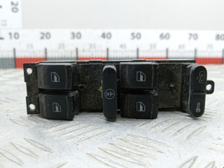 блок управления стеклоподъемниками Volkswagen 2000, 2.3 л., МКПП, седан, 1J4959857D