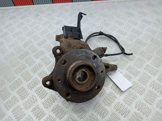 ступица передняя левая Peugeot 206 1 поколение 2001, 1.6 л., МКПП, кабриолет, 364657