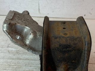 подушка крепления двигателя Peugeot 307 1 поколение 2004, 1.6 л., бензин, МКПП, универсал, 9636583980, 9636270080, 9636845880