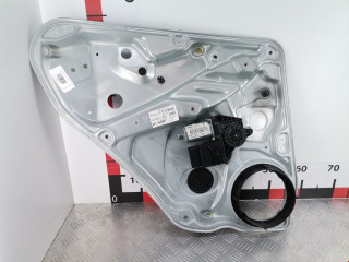 стеклоподъемник электрический задний левый Volkswagen Passat B5 2001, 2.5 л., АКПП, универсал, 3B9839461A