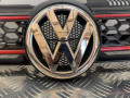 решетка радиатора Volkswagen Golf 6 поколение 2012, 2.0 л., бензин, АКПП, кабриолет, 5K0853651AK - фото №2