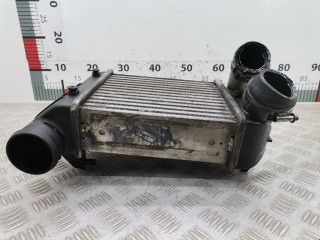 интеркулер Audi A6 4F/C6 2005, 3.0 л., вариатор, универсал, 4F0145805AF