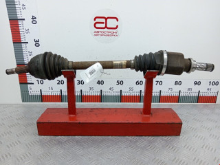 полуось передняя левая (приводной вал, ШРУС) Renault Megane 2 поколение 2005, 1.4 л., МКПП, универсал, 8200618501