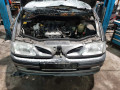 фара правая Renault Scenic 1 поколение 1999, 1.6 л., МКПП, минивэн, 7701040681 - фото №6