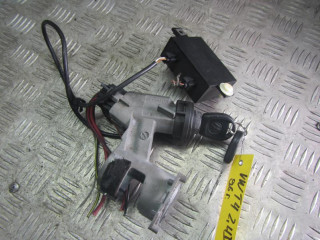 замок зажигания Volkswagen Transporter T4 1996, 2.4 л., МКПП, микроавтобус, 701905851