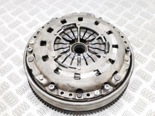 маховик BMW 3 серия E90/E91/E92/E93 2006, 2.0 л., МКПП, универсал, 21217573046