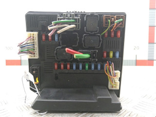 блок комфорта Nissan Qashqai 1 поколение 2007, 1.5 л., МКПП, внедорожник 5 дв., 284B7JD000