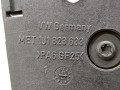 захватный крюк капота Volkswagen Polo 4 поколение 2003, 1.2 л., МКПП, хетчбэк 5 дв., 1J1823533C - фото №3