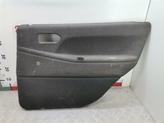 обшивка двери задняя правая Volkswagen Passat B3 1991