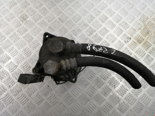 компрессор кондиционера Audi A4 B5 1995, 2.6 л., МКПП, седан, 8D0260808
