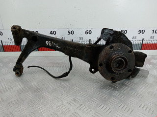ступица передняя правая Audi A6 4B/C5 1997, 2.5 л., МКПП, седан, 8D0407258AM