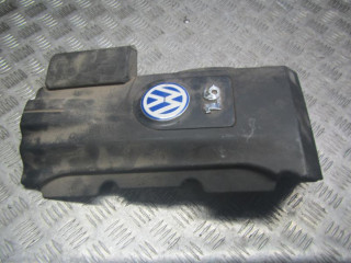 декоративная крышка двигателя Volkswagen Passat B5 2001, 1.6 л., 06B103935S