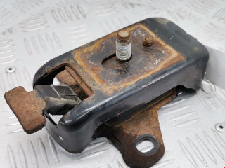 подушка крепления двигателя Toyota Hilux 7 поколение 2007, 3.0 л., МКПП, пикап