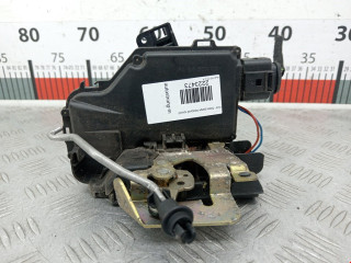 замок двери передней правой Audi A6 4B/C5 1998, 2.4 л., АКПП, универсал, 4B1837016G