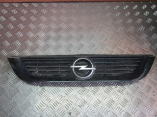 решетка радиатора Opel Vectra A 1995, 1.6 л., МКПП, седан, 90505722
