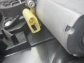 стеклоподъемник передний левый Ford Fiesta 5 поколение [рестайлинг] 2008, 1.3 л., МКПП, хетчбэк 5 дв. - фото №5