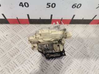 замок двери передней правой Volkswagen Passat B6 2006, 2.0 л., МКПП, седан, 3C2837016A