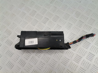 блок предохранителей Ford Escape 3 поколение C520 2015, 1.6 л., АКПП, внедорожник 5 дв., CV6T14K131AB