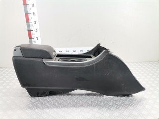 консоль салона Land Rover Range Rover Sport 1 поколение 2006, 2.7 л., АКПП, внедорожник 5 дв.