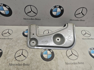 Крепления ( кронштейн ) крыла лев. BMW 2025, 3.0 л., бензин, 7418219