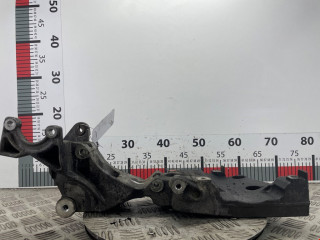 кронштейн генератора Dodge 2006, 2.0 л., МКПП, хетчбэк 5 дв., 03G903143E
