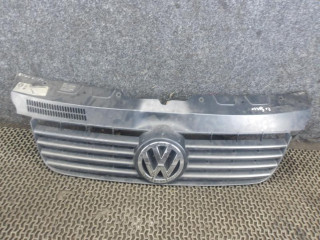 решетка радиатора Volkswagen Transporter T5 2007, 2.5 л., МКПП, микроавтобус, 7H0807101