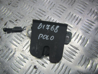 замок багажника Volkswagen Polo 4 поколение 2004, 1.2 л., МКПП, хетчбэк 5 дв., 6Q6827505B