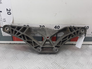 кронштейн редуктора Audi A6 4F/C6 2005, 4.2 л., АКПП, седан, 4F0599287