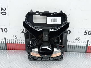 фонарь салона (плафон) BMW 1 серия F40 2020, 2.0 л., АКПП, хетчбэк 5 дв., 61315A784C1