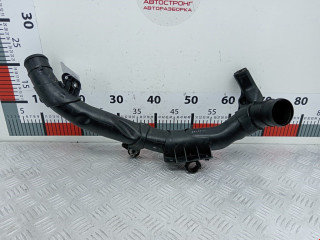 патрубок интеркулера Volkswagen Passat B7 2011, 2.0 л., АКПП, универсал, 5N0145840K