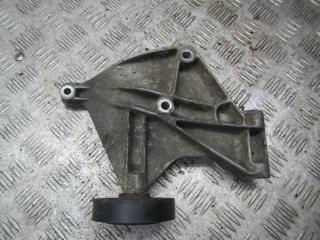 кронштейн гидроусилителя Audi 100 4A/C4 1994, 2.0 л., МКПП, седан, 053145515D