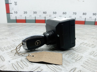 замок зажигания Mercedes-Benz C-Класс W204/S204 2008, 2.2 л., МКПП, седан, A2045451308