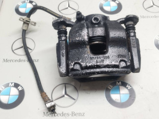 суппорт передний правый BMW X1 F48 2018, 2.0 л., бензин