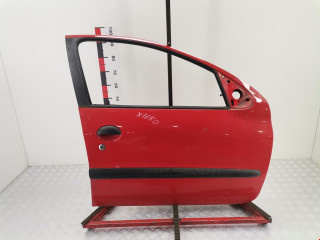 дверь передняя правая Peugeot 206 1 поколение 1999, 1.4 л., МКПП, хетчбэк 5 дв., 9004K5