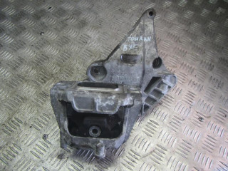 кронштейн двигателя Volkswagen Touran 1 поколение 2005, 1.9 л., 1K0199262AS, 03G199207A