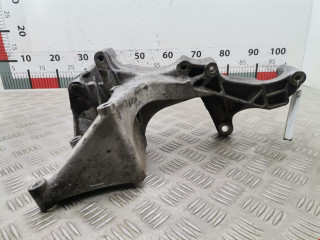 кронштейн генератора Volkswagen LT 2 поколение 2003, 2.5 л., МКПП, микроавтобус, 074145169F