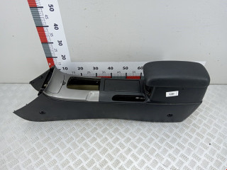 подлокотник Mazda 6 GG 2002, 2.3 л., МКПП, хетчбэк 5 дв., GJ6A64450B72