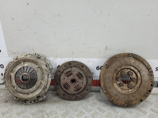 маховик Volkswagen Polo 3 поколение 1997, 1.0 л., МКПП, хетчбэк 5 дв., 032105269X