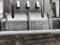 дефлектор обдува салона Volkswagen Golf 4 поколение 2001, 1.4 л., МКПП, хетчбэк 5 дв., 1J0819728F - фото №5