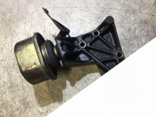 подушка крепления КПП Volkswagen Transporter T4 1995, 2.4 л., дизель, 701199201H