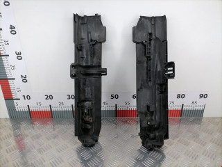 кронштейн радиатора BMW 3 серия E90/E91/E92/E93 2005, 2.5 л., МКПП, седан, 17107524912