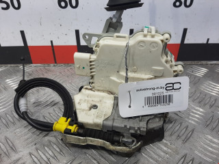 замок двери передней левой Audi A4 B8/8K 2010, 2.0 л., МКПП, седан, 8J2837015E