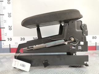 подлокотник Volkswagen Passat B5 2001, 1.9 л., МКПП, универсал, 3B1864207C