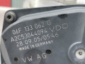 заслонка дроссельная Volkswagen Golf 5 поколение 2004, 2.0 л., МКПП, хетчбэк 3 дв., 06F133062G - фото №6