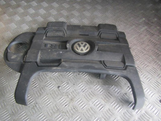 декоративная крышка двигателя Volkswagen Passat B7 2011, 1.4 л., 03C103925BR