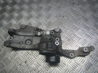 кронштейн генератора Citroen C5 2 поколение 2012, 2.2 л., АКПП, универсал, 574579